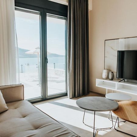 Elia Luxury Suites Plataria Exterior photo